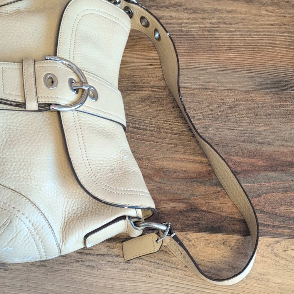 Coach Soho Flap Buckle Beige Vintage Leather Shoulder Bag F1090     M538 - Picture 9 of 12